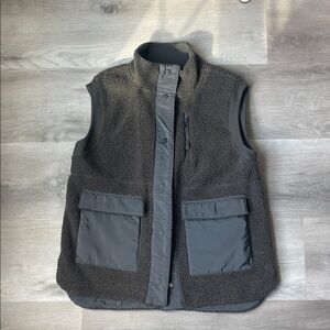 Women’s Dark Army Green Fleece Vest